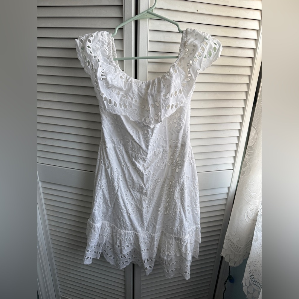 Express Off-Shoulder Lace Dress